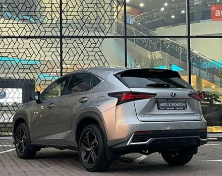 Сірий Лексус НХ, об'ємом двигуна 1.99 л та пробігом 42 тис. км за 37089 $, фото 1 на Automoto.ua