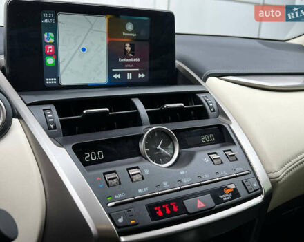 Серый Лексус НХ, объемом двигателя 2 л и пробегом 40 тыс. км за 35000 $, фото 18 на Automoto.ua