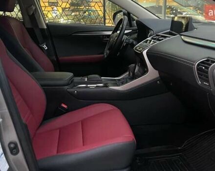 Сірий Лексус НХ, об'ємом двигуна 1.99 л та пробігом 42 тис. км за 37089 $, фото 5 на Automoto.ua