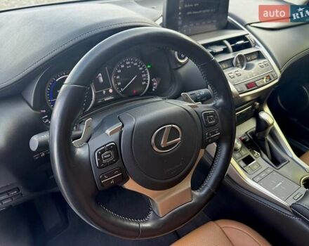 Серый Лексус НХ, объемом двигателя 2.49 л и пробегом 50 тыс. км за 40900 $, фото 40 на Automoto.ua