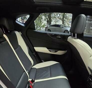 Сірий Лексус НХ, об'ємом двигуна 2.49 л та пробігом 17 тис. км за 52000 $, фото 12 на Automoto.ua