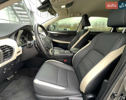 Серый Лексус НХ, объемом двигателя 2 л и пробегом 40 тыс. км за 35000 $, фото 22 на Automoto.ua