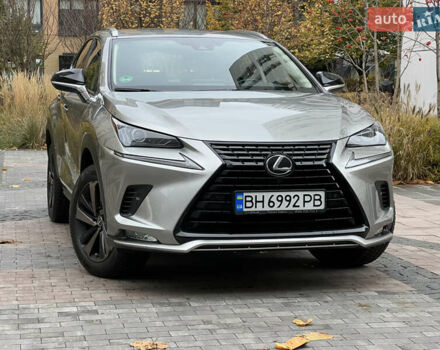 Сірий Лексус НХ, об'ємом двигуна 1.99 л та пробігом 60 тис. км за 34500 $, фото 8 на Automoto.ua