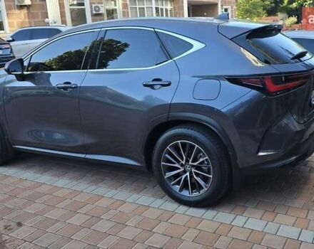 Сірий Лексус НХ, об'ємом двигуна 2.49 л та пробігом 17 тис. км за 52000 $, фото 4 на Automoto.ua