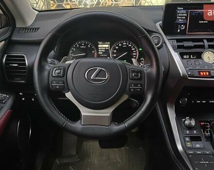 Сірий Лексус НХ, об'ємом двигуна 1.99 л та пробігом 42 тис. км за 37089 $, фото 8 на Automoto.ua