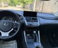 Серый Лексус НХ, объемом двигателя 2 л и пробегом 34 тыс. км за 23500 $, фото 12 на Automoto.ua