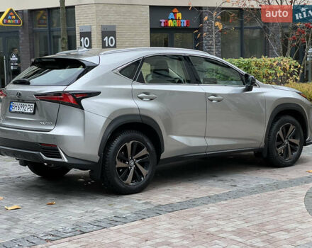 Сірий Лексус НХ, об'ємом двигуна 1.99 л та пробігом 60 тис. км за 34500 $, фото 16 на Automoto.ua