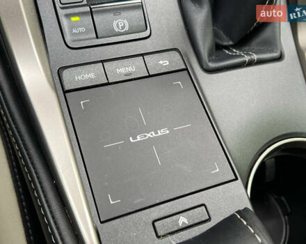 Серый Лексус НХ, объемом двигателя 2 л и пробегом 40 тыс. км за 35000 $, фото 11 на Automoto.ua