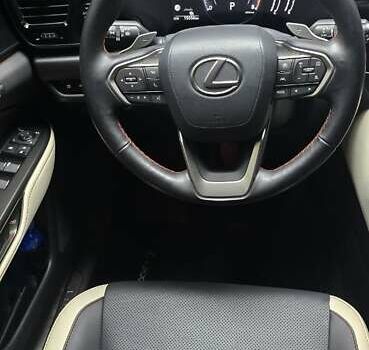 Сірий Лексус НХ, об'ємом двигуна 2.49 л та пробігом 17 тис. км за 52000 $, фото 8 на Automoto.ua