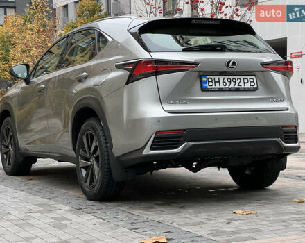 Сірий Лексус НХ, об'ємом двигуна 1.99 л та пробігом 60 тис. км за 34500 $, фото 24 на Automoto.ua