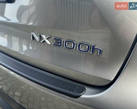 Серый Лексус НХ, объемом двигателя 2.49 л и пробегом 50 тыс. км за 40900 $, фото 46 на Automoto.ua