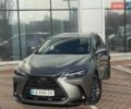 Серый Лексус НХ, объемом двигателя 2.49 л и пробегом 60 тыс. км за 45999 $, фото 3 на Automoto.ua