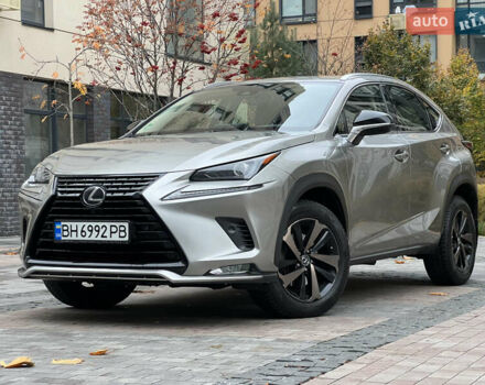 Сірий Лексус НХ, об'ємом двигуна 1.99 л та пробігом 60 тис. км за 34500 $, фото 3 на Automoto.ua