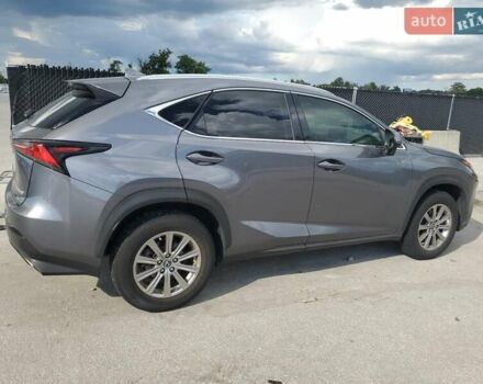 Сірий Лексус НХ, об'ємом двигуна 2 л та пробігом 165 тис. км за 9000 $, фото 3 на Automoto.ua