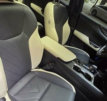 Сірий Лексус НХ, об'ємом двигуна 2.49 л та пробігом 17 тис. км за 52000 $, фото 11 на Automoto.ua