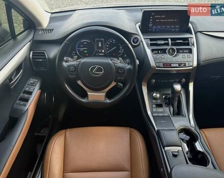 Серый Лексус НХ, объемом двигателя 2.49 л и пробегом 50 тыс. км за 40900 $, фото 41 на Automoto.ua