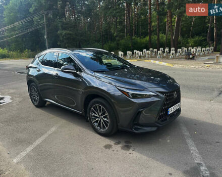 Сірий Лексус НХ, об'ємом двигуна 1.99 л та пробігом 93 тис. км за 39000 $, фото 18 на Automoto.ua