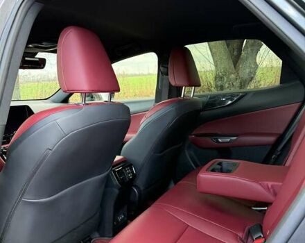 Серый Лексус НХ, объемом двигателя 2.49 л и пробегом 28 тыс. км за 46500 $, фото 7 на Automoto.ua