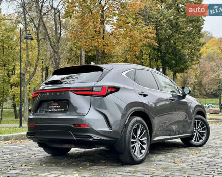Лексус НХ 2022 в Киеве на Automoto.ua Серый Лексус НХ, объемом двигателя 1.99 л и пробегом 93 тыс. км за 36555 $, фото 108 на Automoto.ua