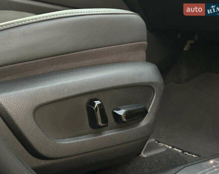 Серый Лексус НХ, объемом двигателя 2.49 л и пробегом 45 тыс. км за 49900 $, фото 50 на Automoto.ua