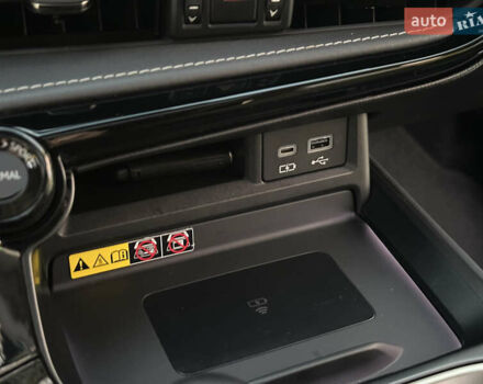 Серый Лексус НХ, объемом двигателя 2.49 л и пробегом 45 тыс. км за 49900 $, фото 64 на Automoto.ua