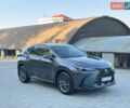 Сірий Лексус НХ, об'ємом двигуна 2 л та пробігом 39 тис. км за 42500 $, фото 1 на Automoto.ua