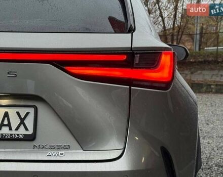 Сірий Лексус НХ, об'ємом двигуна 2.39 л та пробігом 60 тис. км за 46500 $, фото 7 на Automoto.ua