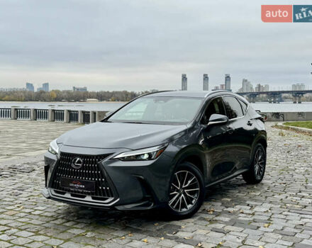 Лексус НХ 2022 в Киеве на Automoto.ua Серый Лексус НХ, объемом двигателя 1.99 л и пробегом 93 тыс. км за 36555 $, фото 102 на Automoto.ua