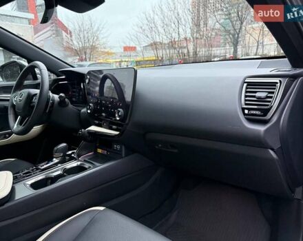 Сірий Лексус НХ, об'ємом двигуна 2.39 л та пробігом 60 тис. км за 46500 $, фото 9 на Automoto.ua