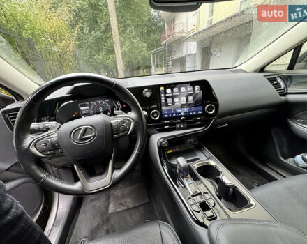 Сірий Лексус НХ, об'ємом двигуна 2.49 л та пробігом 56 тис. км за 46000 $, фото 15 на Automoto.ua