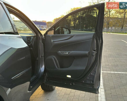 Серый Лексус НХ, объемом двигателя 2.49 л и пробегом 45 тыс. км за 49900 $, фото 47 на Automoto.ua