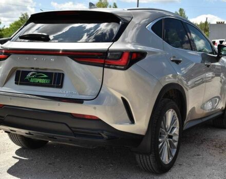 Сірий Лексус НХ, об'ємом двигуна 2.5 л та пробігом 30 тис. км за 48850 $, фото 2 на Automoto.ua