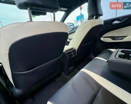 Сірий Лексус НХ, об'ємом двигуна 2.5 л та пробігом 23 тис. км за 52500 $, фото 33 на Automoto.ua