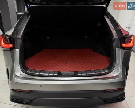 Серый Лексус НХ, объемом двигателя 2.49 л и пробегом 8 тыс. км за 54500 $, фото 60 на Automoto.ua