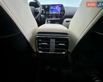 Сірий Лексус НХ, об'ємом двигуна 2.5 л та пробігом 23 тис. км за 52500 $, фото 42 на Automoto.ua