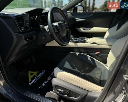 Серый Лексус НХ, объемом двигателя 2.49 л и пробегом 32 тыс. км за 55500 $, фото 16 на Automoto.ua