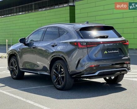 Серый Лексус НХ, объемом двигателя 2.49 л и пробегом 32 тыс. км за 55500 $, фото 5 на Automoto.ua