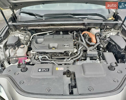 Лексус НХ 2023 в Киеве на Automoto.ua Серый Лексус НХ, объемом двигателя 2.49 л и пробегом 22 тыс. км за 48500 $, фото 16 на Automoto.ua