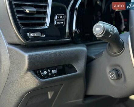 Серый Лексус НХ, объемом двигателя 2.49 л и пробегом 32 тыс. км за 55500 $, фото 41 на Automoto.ua