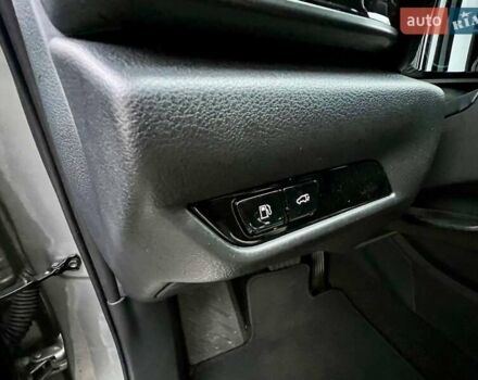 Сірий Лексус НХ, об'ємом двигуна 2.5 л та пробігом 23 тис. км за 52500 $, фото 18 на Automoto.ua