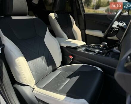 Серый Лексус НХ, объемом двигателя 2.49 л и пробегом 32 тыс. км за 55500 $, фото 21 на Automoto.ua