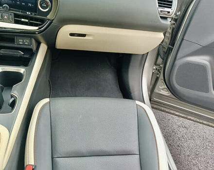 Лексус НХ 2023 в Киеве на Automoto.ua Серый Лексус НХ, объемом двигателя 2.49 л и пробегом 22 тыс. км за 48500 $, фото 21 на Automoto.ua