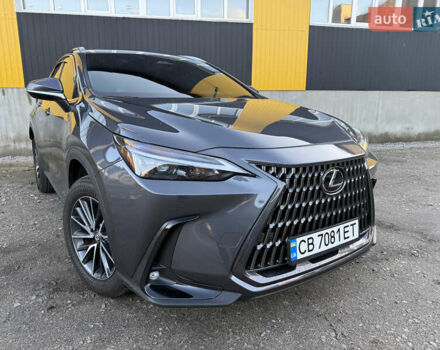 Серый Лексус НХ, объемом двигателя 2.39 л и пробегом 37 тыс. км за 42900 $, фото 3 на Automoto.ua