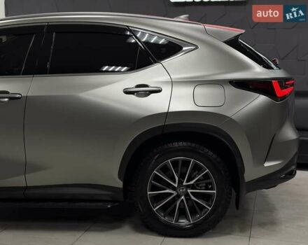 Серый Лексус НХ, объемом двигателя 2.49 л и пробегом 8 тыс. км за 54500 $, фото 24 на Automoto.ua