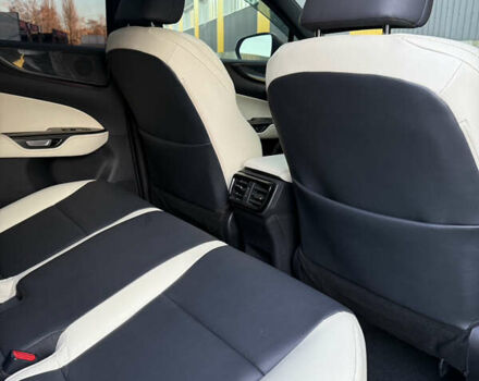 Серый Лексус НХ, объемом двигателя 2.39 л и пробегом 37 тыс. км за 42900 $, фото 27 на Automoto.ua