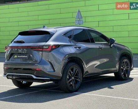 Серый Лексус НХ, объемом двигателя 2.49 л и пробегом 32 тыс. км за 55500 $, фото 7 на Automoto.ua