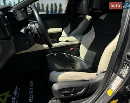 Серый Лексус НХ, объемом двигателя 2.49 л и пробегом 32 тыс. км за 55500 $, фото 17 на Automoto.ua