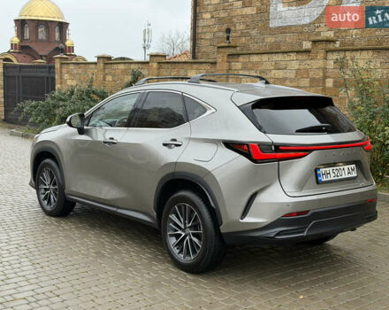 Сірий Лексус НХ, об'ємом двигуна 2.49 л та пробігом 13 тис. км за 54000 $, фото 3 на Automoto.ua