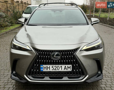 Сірий Лексус НХ, об'ємом двигуна 2.49 л та пробігом 13 тис. км за 54000 $, фото 2 на Automoto.ua