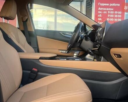 Серый Лексус НХ, объемом двигателя 2.49 л и пробегом 13 тыс. км за 48976 $, фото 7 на Automoto.ua